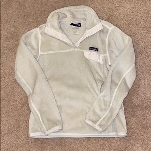 Patagonia Eggshell Colored Sweater ✨